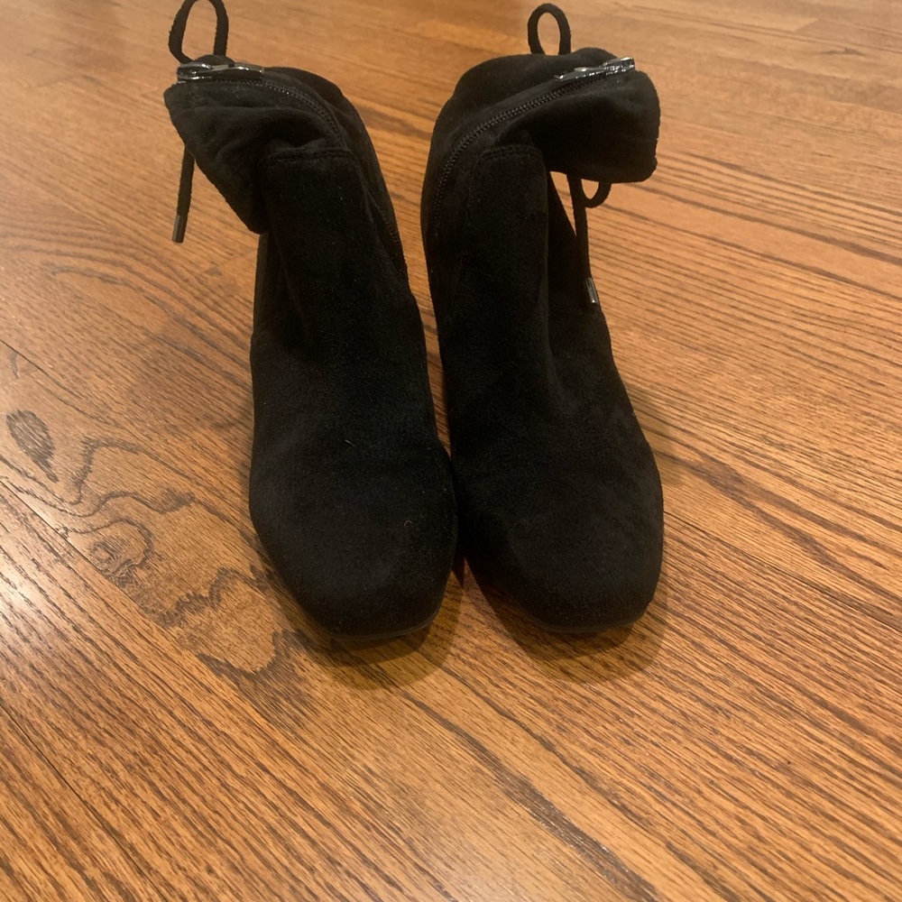 Women’s Faux Suede Booties
